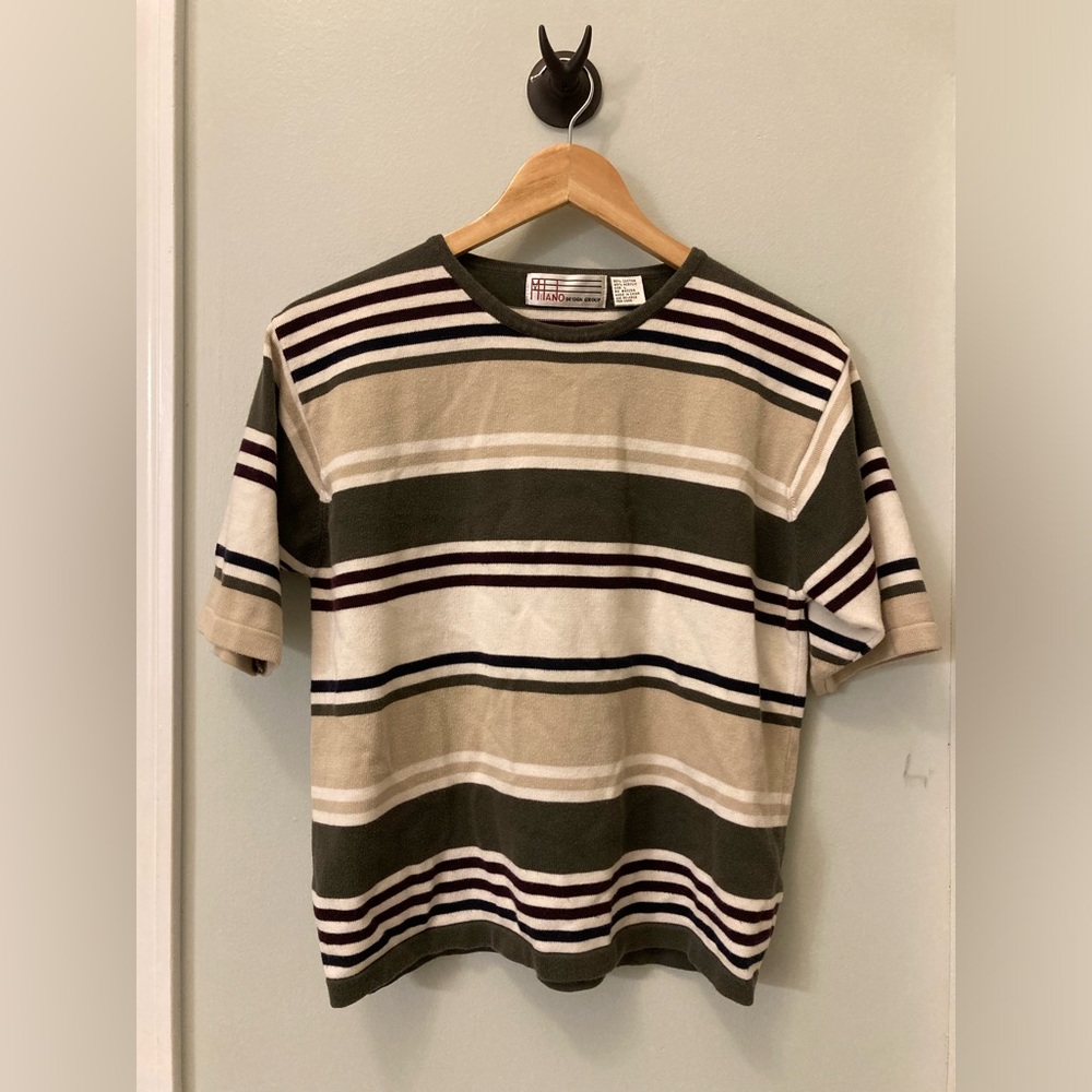 Milano Design Group Short Sleeve Sweater Top